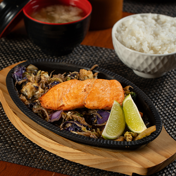 TEPPAN YAKI SALMÃO