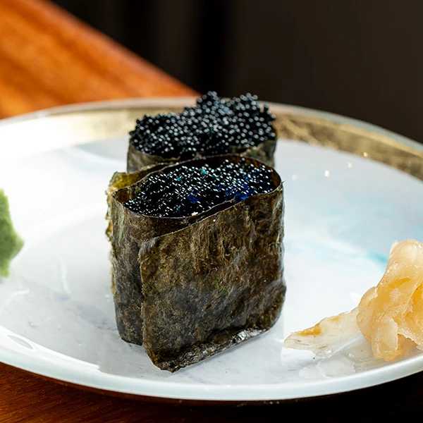 GUNKAN MAKI TOBIKO (2 UNIDADES)