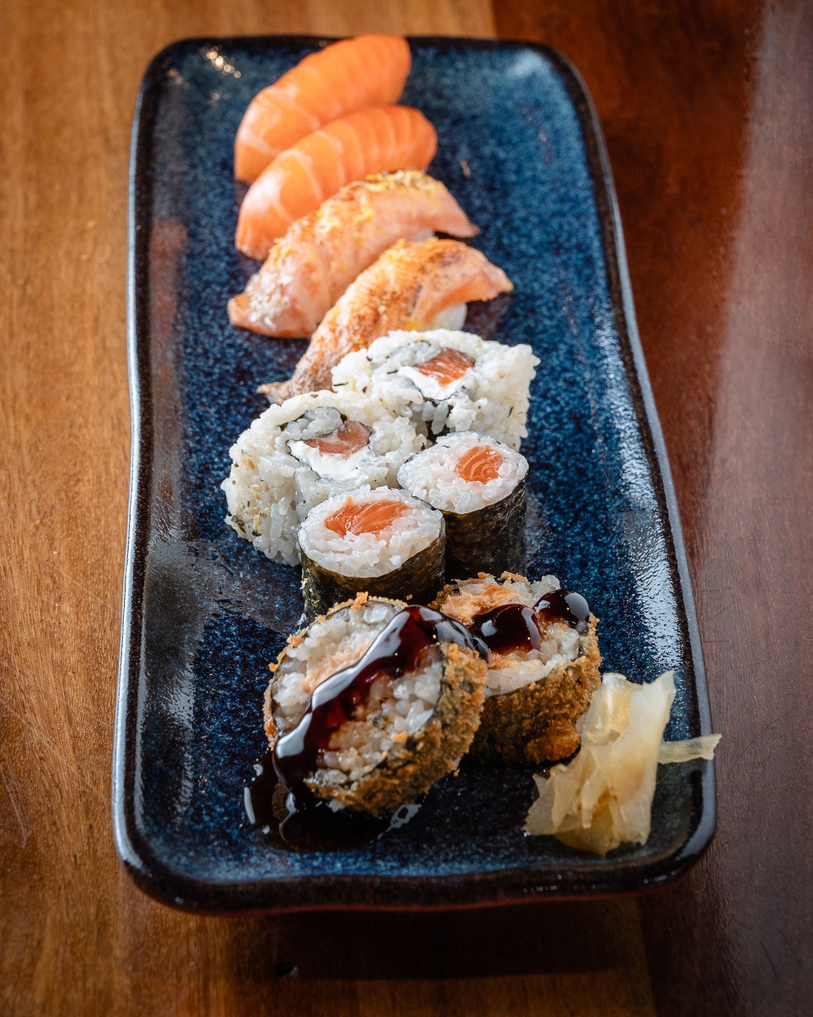 COMBINADO SALMON SUSHI 10 PEÇAS